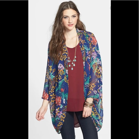 NWOT Hot & Delicious Floral Kimono Jacket - Picture 1 of 16